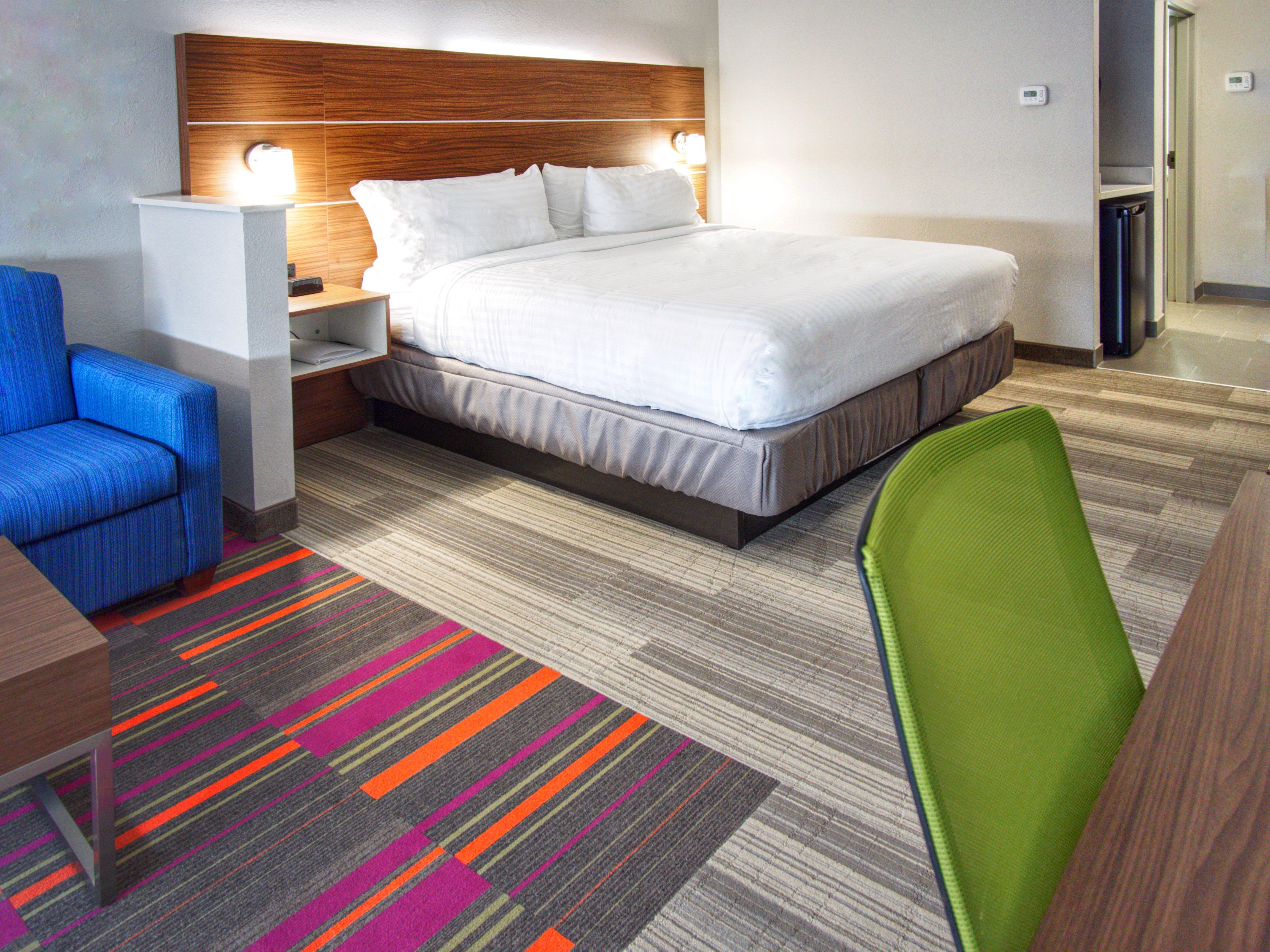Holiday Inn Express & Suites Moore By Ihg Exterior photo