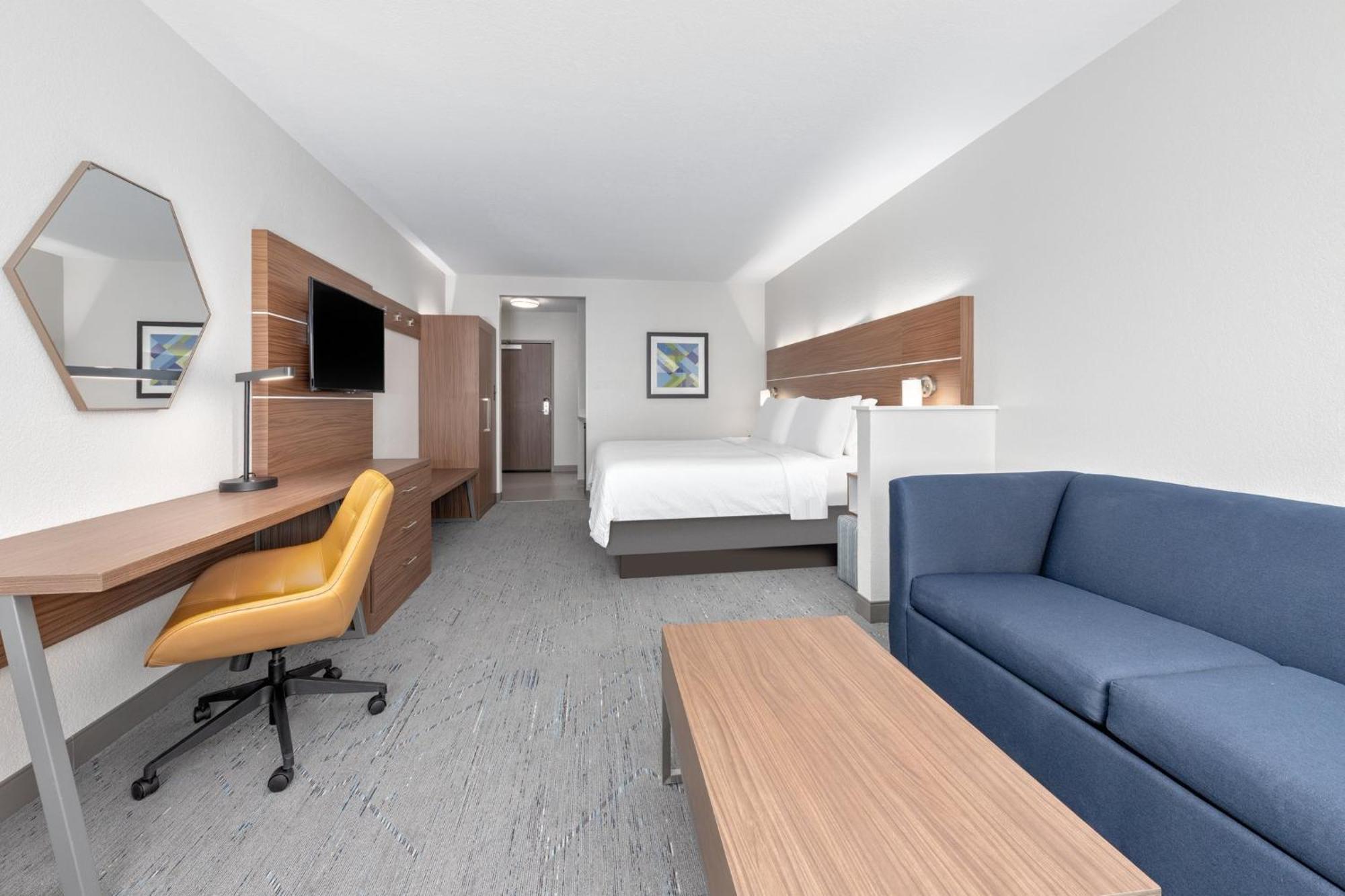 Holiday Inn Express & Suites Moore By Ihg Exterior photo